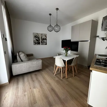 Casa Di Zoja 2 公寓